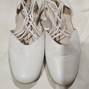 David Tate White Women's Flats with Crisscross Design